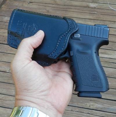 FrontLine Holster For GLOCK In Hand