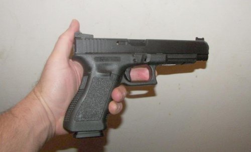 The Custom GLOCK 34 in my hand