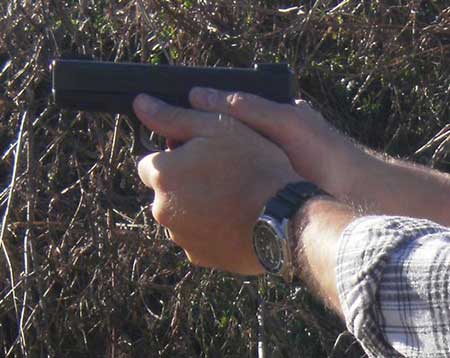 GLOCK 23 Two Hand Grip